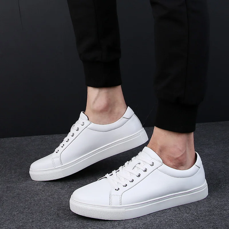 New Casual Sports Shoes Men Flat Light Comfortable Fashion Brand Shoes American Business Travel Hiking Shoes Men Size 38-49