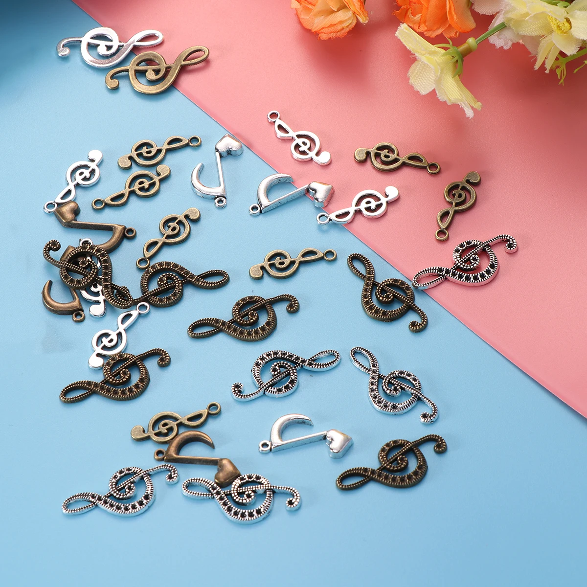 

60pcs Alloy Pendant Set Vintage Music Charms for Necklace Bracelet Earrings Jewelry Making Crafts Gifts Accessories