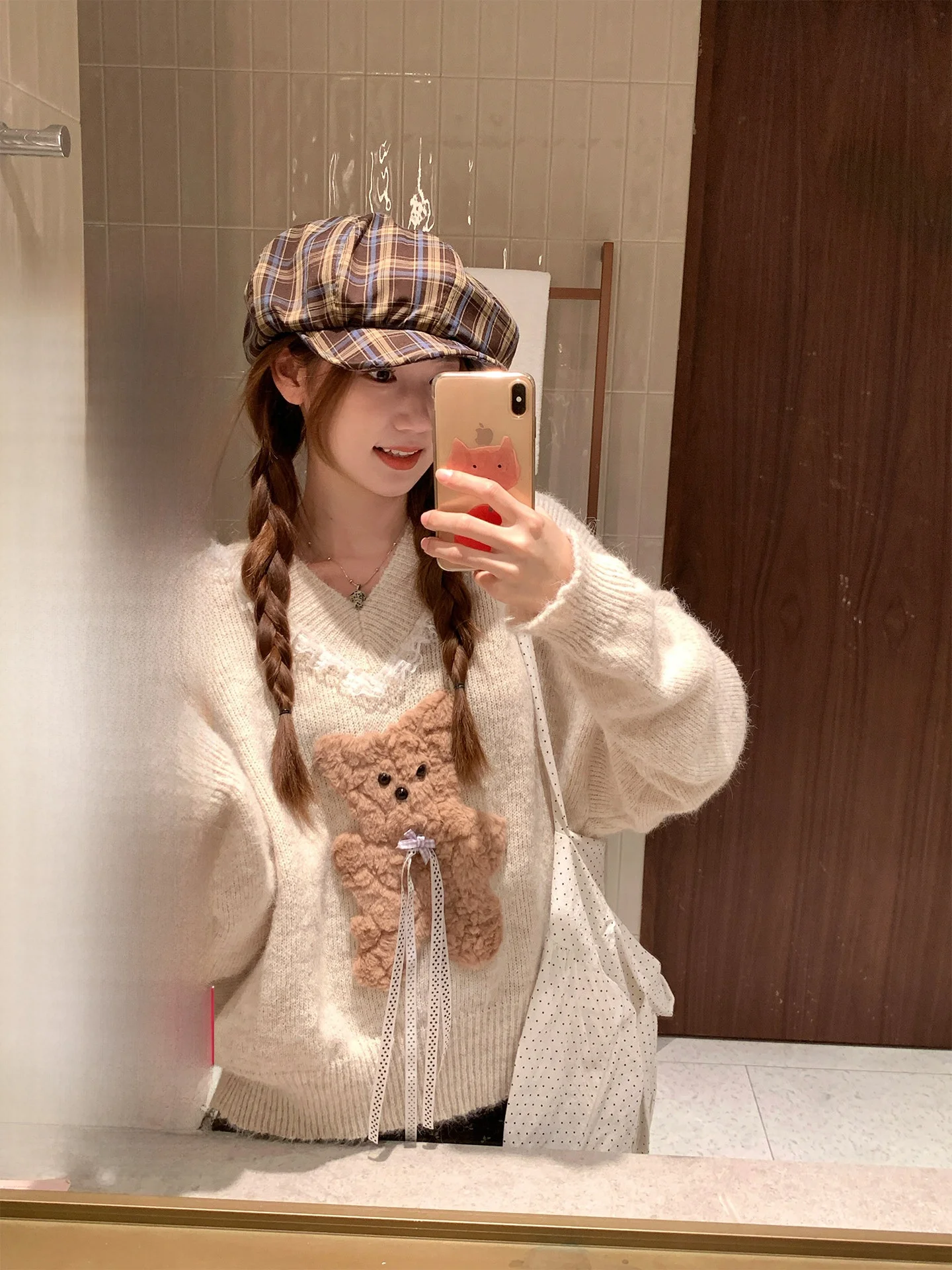 

Holli Korean Sle Soft Cozy Bear Head over Ne Sweater Autumn Winter New Arrival Loose Fit V Ne Long Sve Women's Kni...
