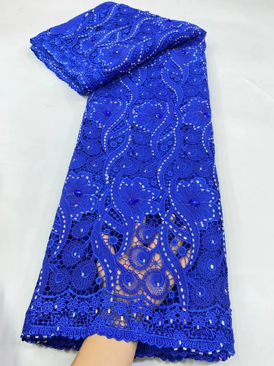 

2026 High Quality African Nigerian Tulle Lace Fabric Embroidery Sequins French Guipure Fabric for Party/Wedding Dresses 5 Yards