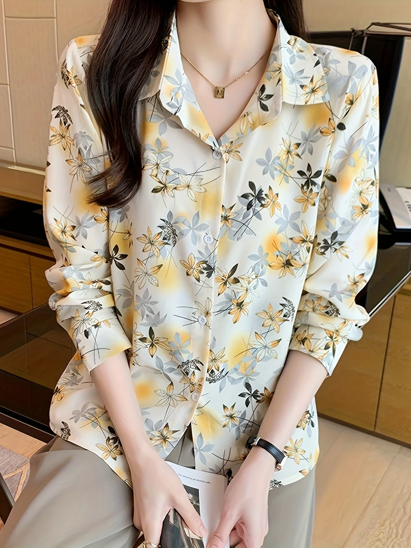 New Arrival Women\'s Blusa Mujer for Spring Autumn Fashion Trendy Print Ladies\' Button-Down Shirt for Work and Casual