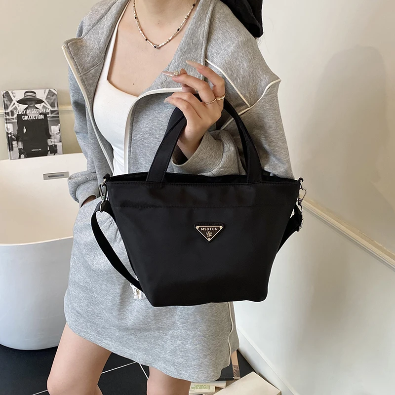 

Essential Wristlet Bag Women Multifunctional Shoulder Handbag Portable For Quick Outings And Errands