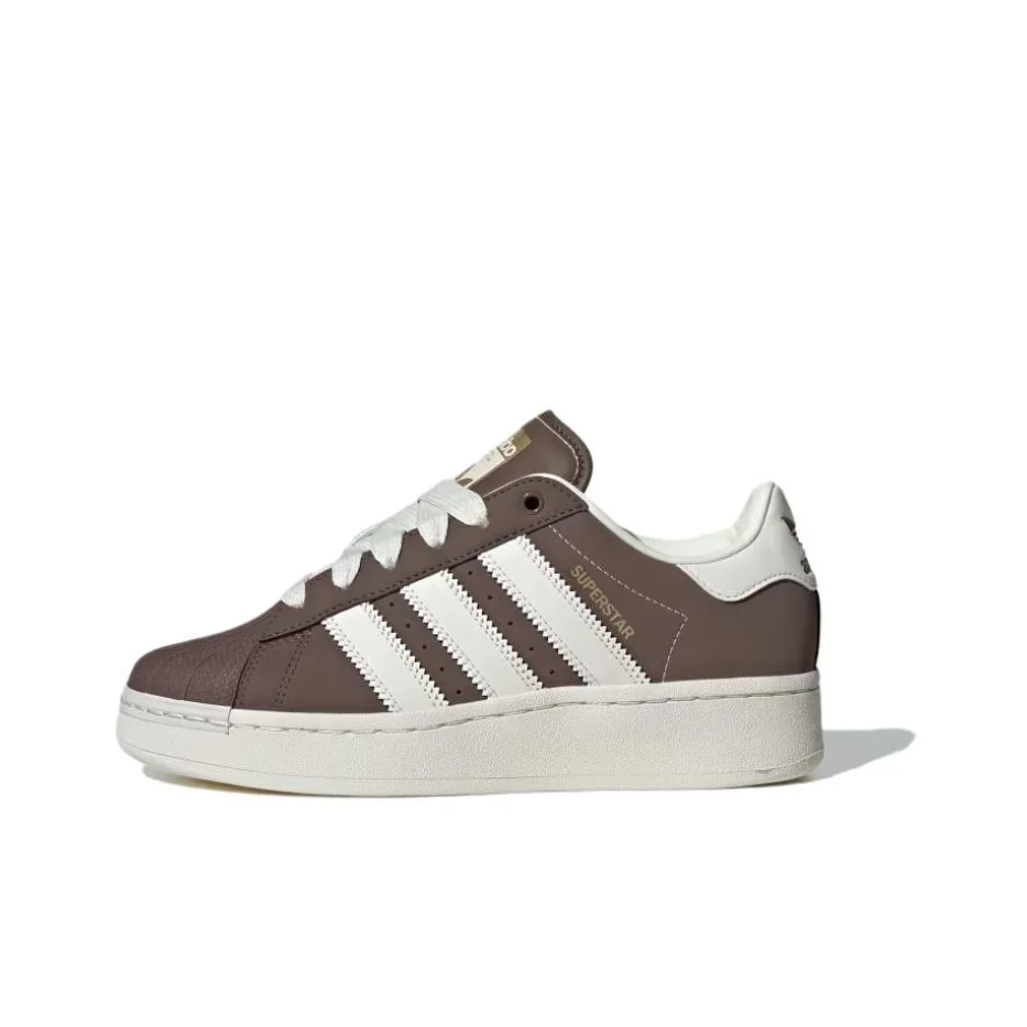adidas-originals-superstar-xlg-chaussures-de-skateboard-basses-pour-femmes-umber-ig2214