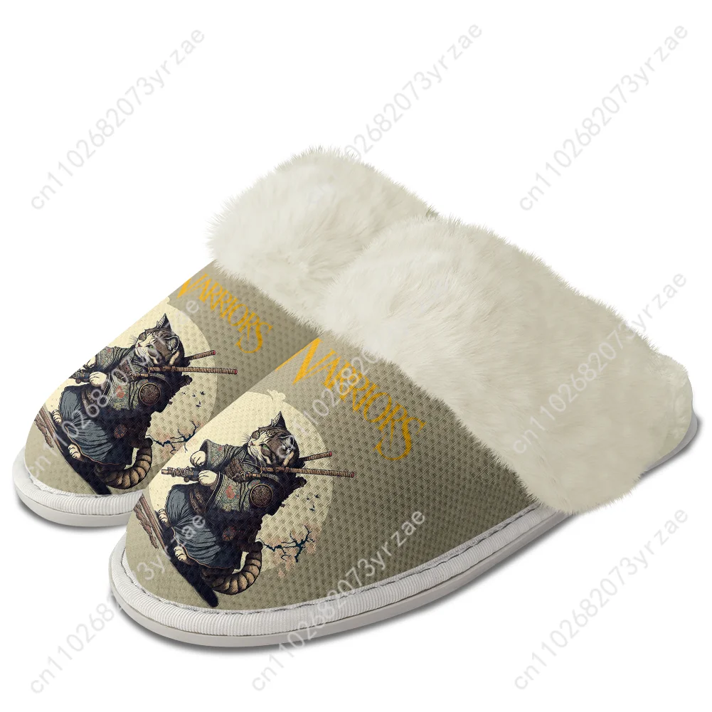Pantofole con bordo in peluche Cat Warrior Scarpe calde Pantofole casual in peluche per la casa da donna per uomo Pantofole personalizzate in cotone termico per camera da letto