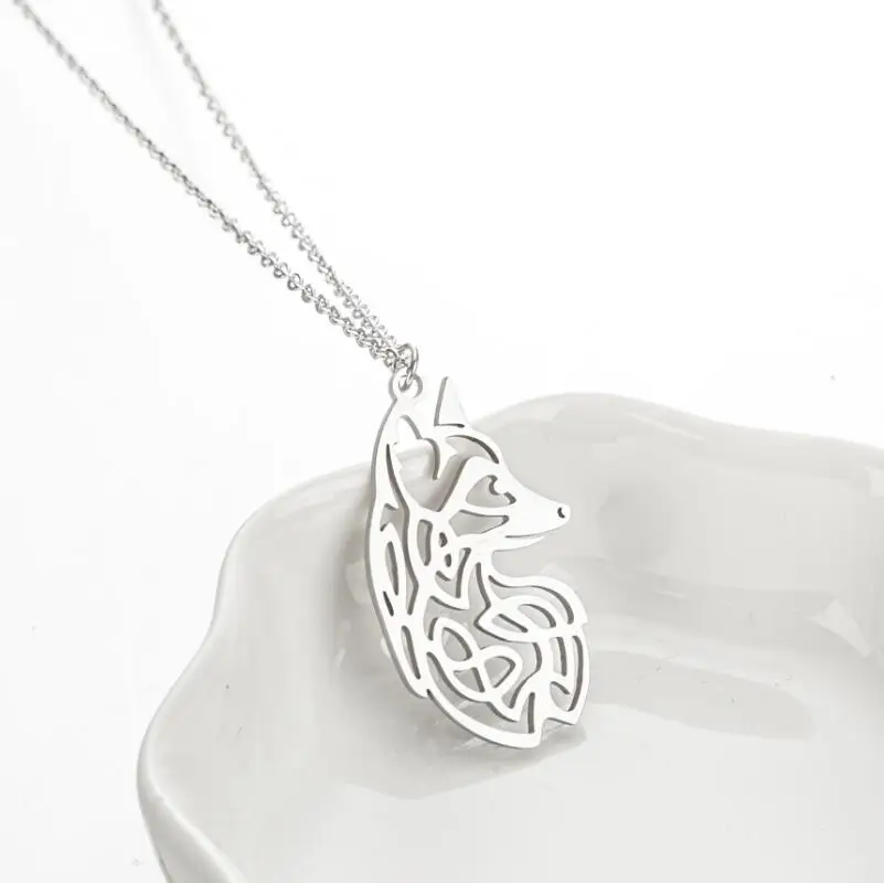 Shuangshuo Classic Viking Fox Pendant Necklace Stainless Steel Hollow Fox Charm Necklace Cute Anmial Jewelry for Her Party Gift