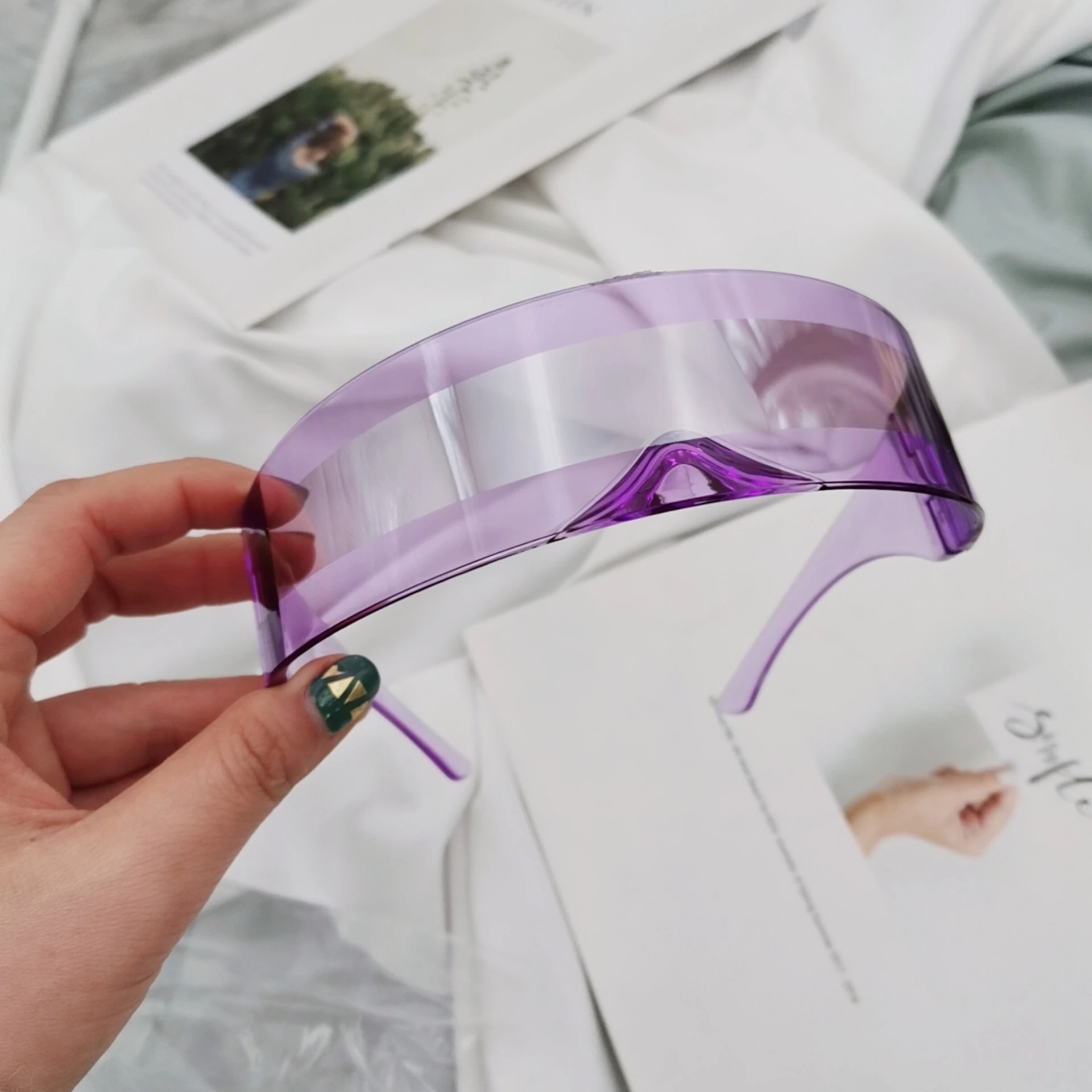 Futuristische Damen-Sonnenbrille mit schmalem Visier, Laser-Brille, Persönlichkeit, verspiegelte Gläser, integrierte Herren-Sonnenbrille – Detail 15