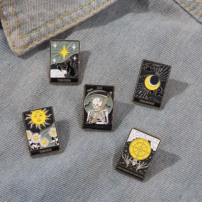 Tarot Enamel Pins Custom Sun Moon Stars Gothic Skeleton Lover Brooches Lapel Badges Bag Punk Dark Witch Jewelry Gift for Kids