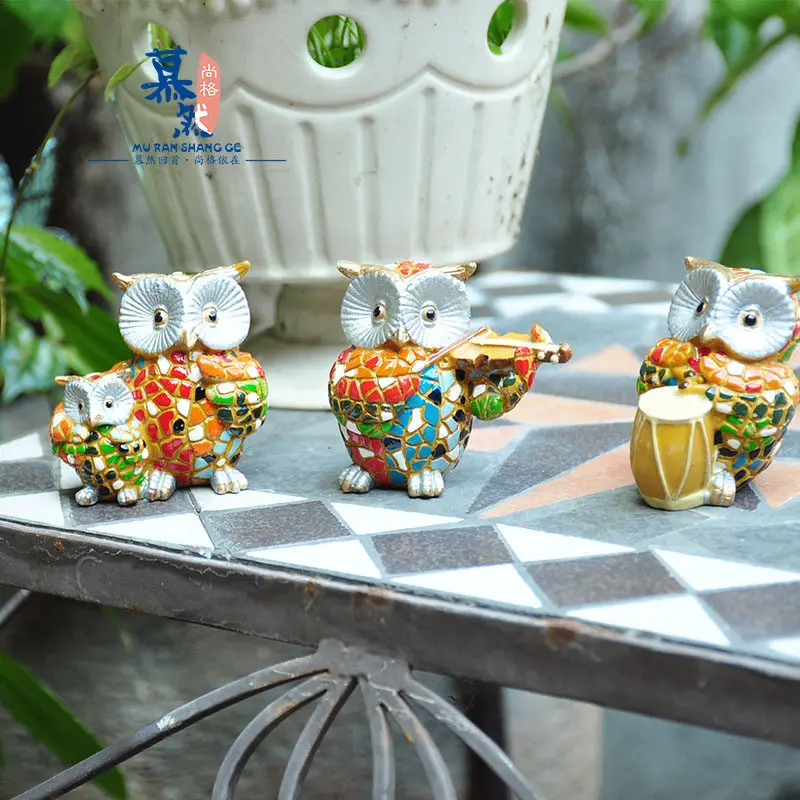Rural painted mosaic playing owl garden fun succulent scene ornaments and decorations