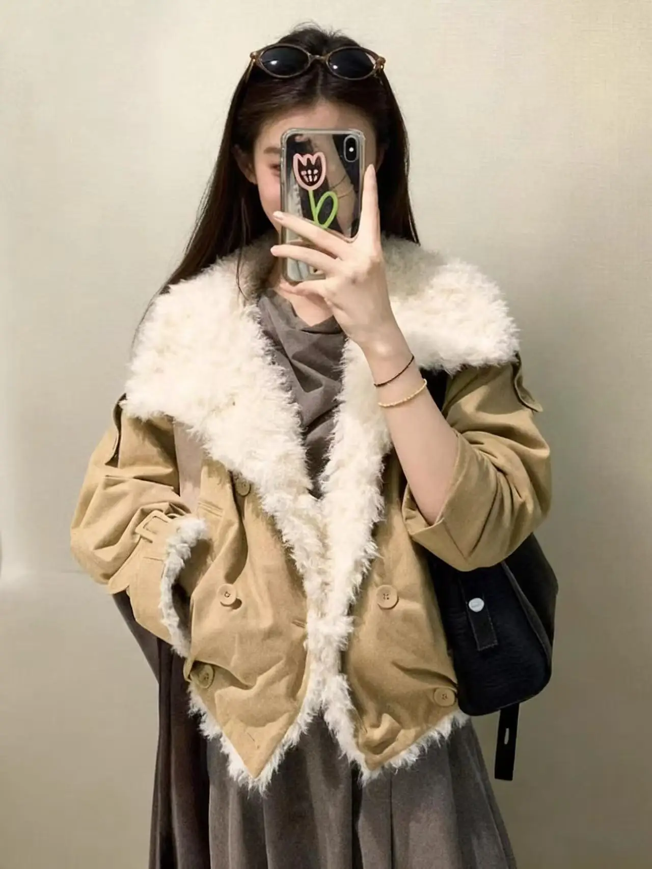 

Женская утепленная куртка из овечьей шерсти с воротником-стойкой, длинными рукавами, для повседневной носки, модная зимняя верхняя одежда