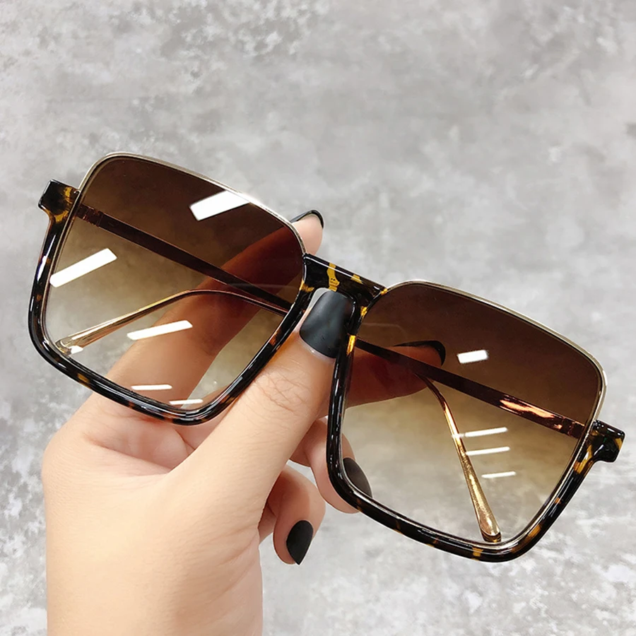 Sunglasses Women 2024 Drive Travel Big Square Frame Luxury Brand Design Gradient Colors Vintage Sun Glasses Ladies Men Unisex