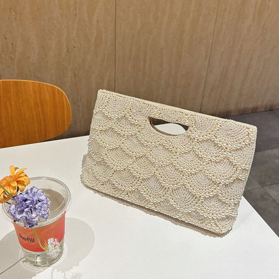 Premium light luxury handmade beaded pearl banquet bag, gentle temperament, hand-held party dinner bag