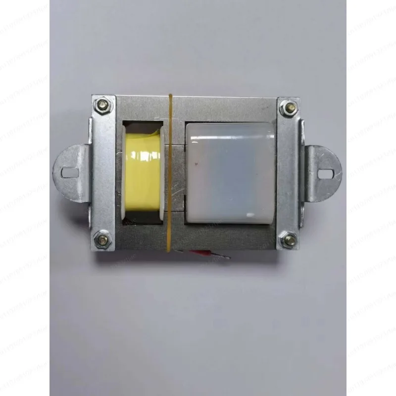 

Трансформатор 70*16, 220В/50Гц-4000В, для лампы-уничтожителя комаров/высоковольтный блок