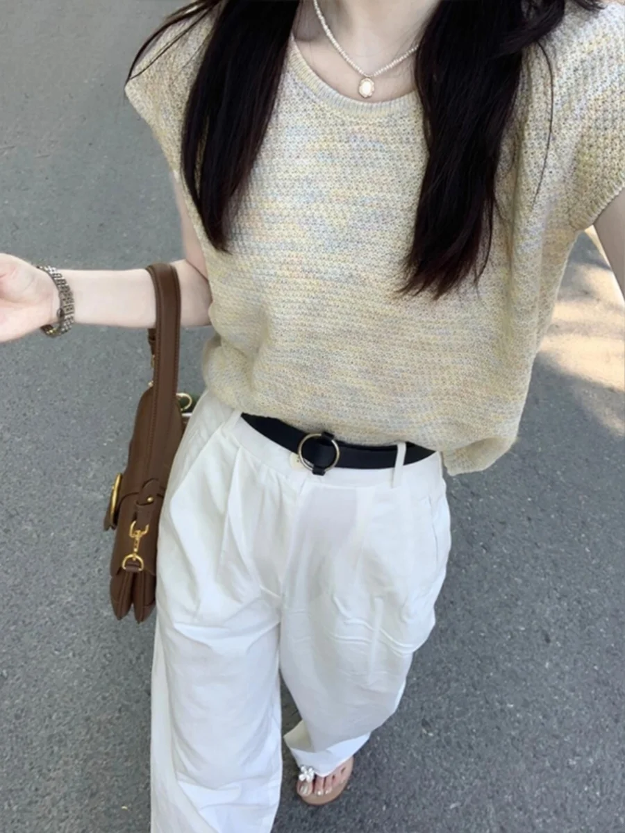 

Новая женская трикотажная футболка с коротким рукавом 2024 года, летняя, уникального дизайна, стройнящая, в корейском стиле, свободного кроя, цветная