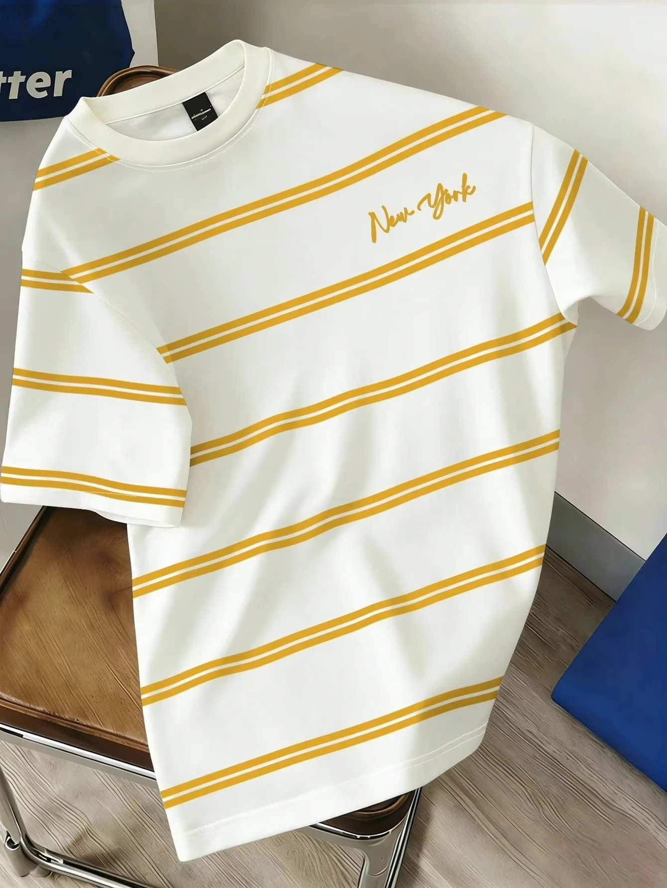 2026 Sommer Neuer Stil Herren T-Shirt Street Casual Mode Weich und Bequem Atmungsaktives 3D-Streifen-T-Shirt – Detail 2