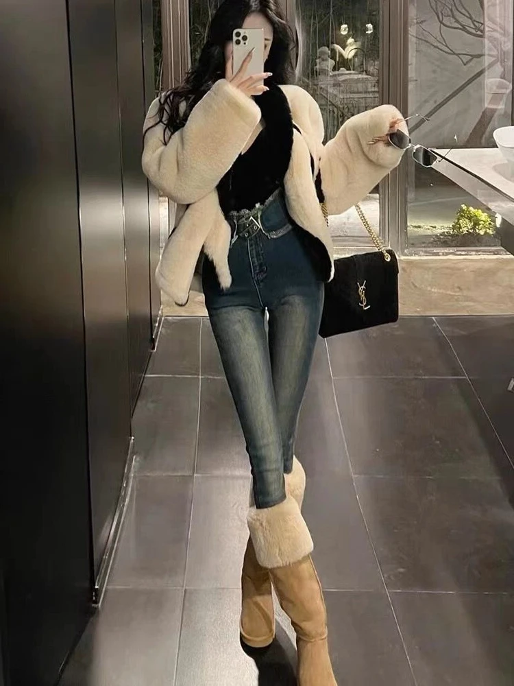 معطف فرو نسائي صديق للبيئة 2024 شتاء جديد مخملي ناعم دافئ أنيق شاب غير منتظم فرو جلدي متكامل Jaet