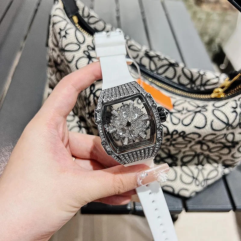 Luxe Merk Dames Horloge Sneeuwvlok Strass Draaiende Diamant Gezicht Voor Vrouwen Siliconen Band Sport Quartz Richard Horloge