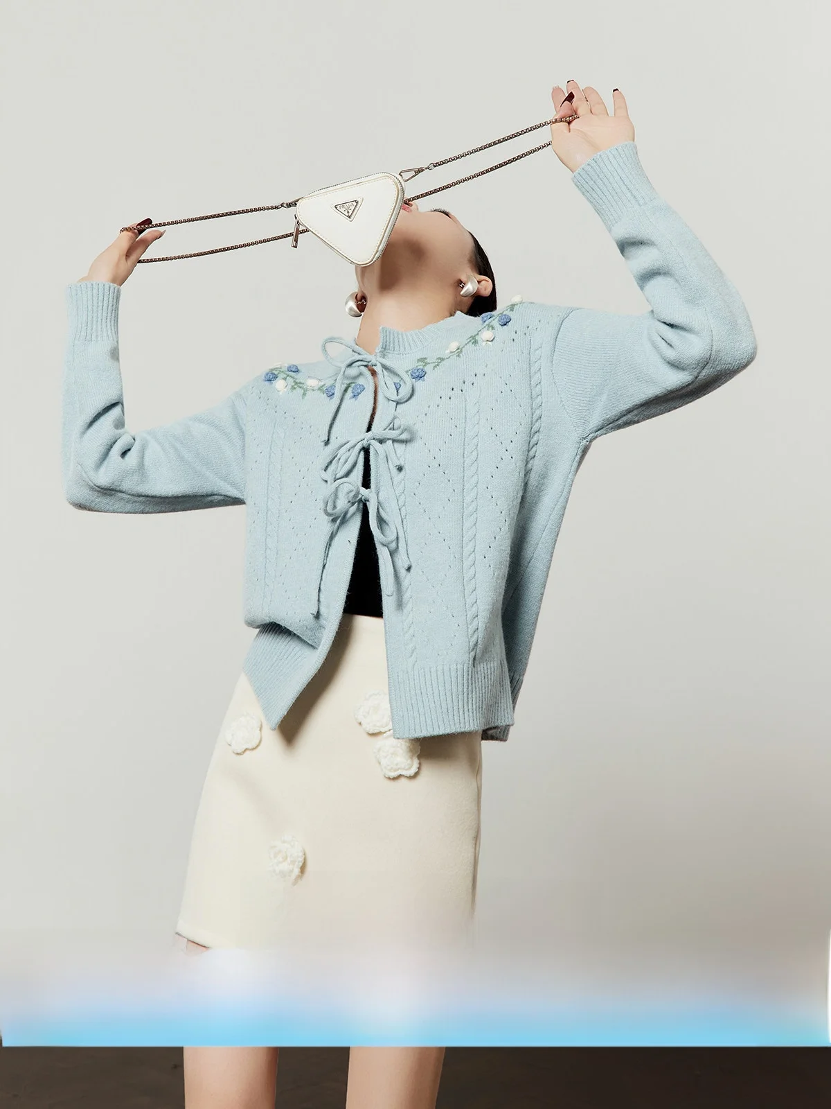 

Blue Loose Women's Sweater Spring 2026 New Sle Simple Gentle Faion Lazy Sle Top Knitted Long Sve ort Length