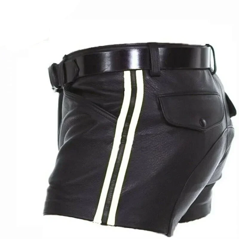 Herren-Shorts aus Kunstleder, schmal geschnittene kurze Hosen mit seitlichem Streifen und Gürtel, modische Hosen für Herren, geeignet für Nachtclubs und Partys. – Detail 5