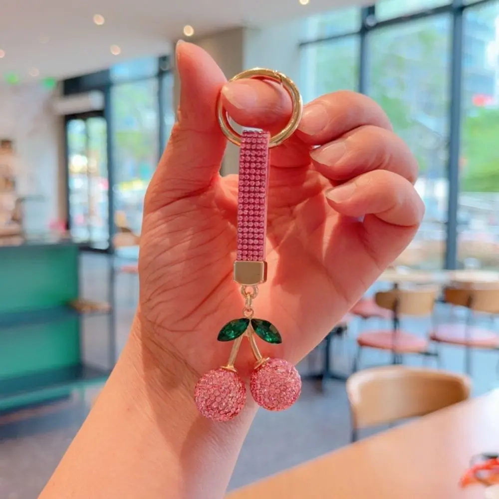 Korean Ins Full Rhinestones Cherry Keychain Blingbling DIY Rhinestone Car Keyring Exquisite Creative Crystal Cherry Pendant