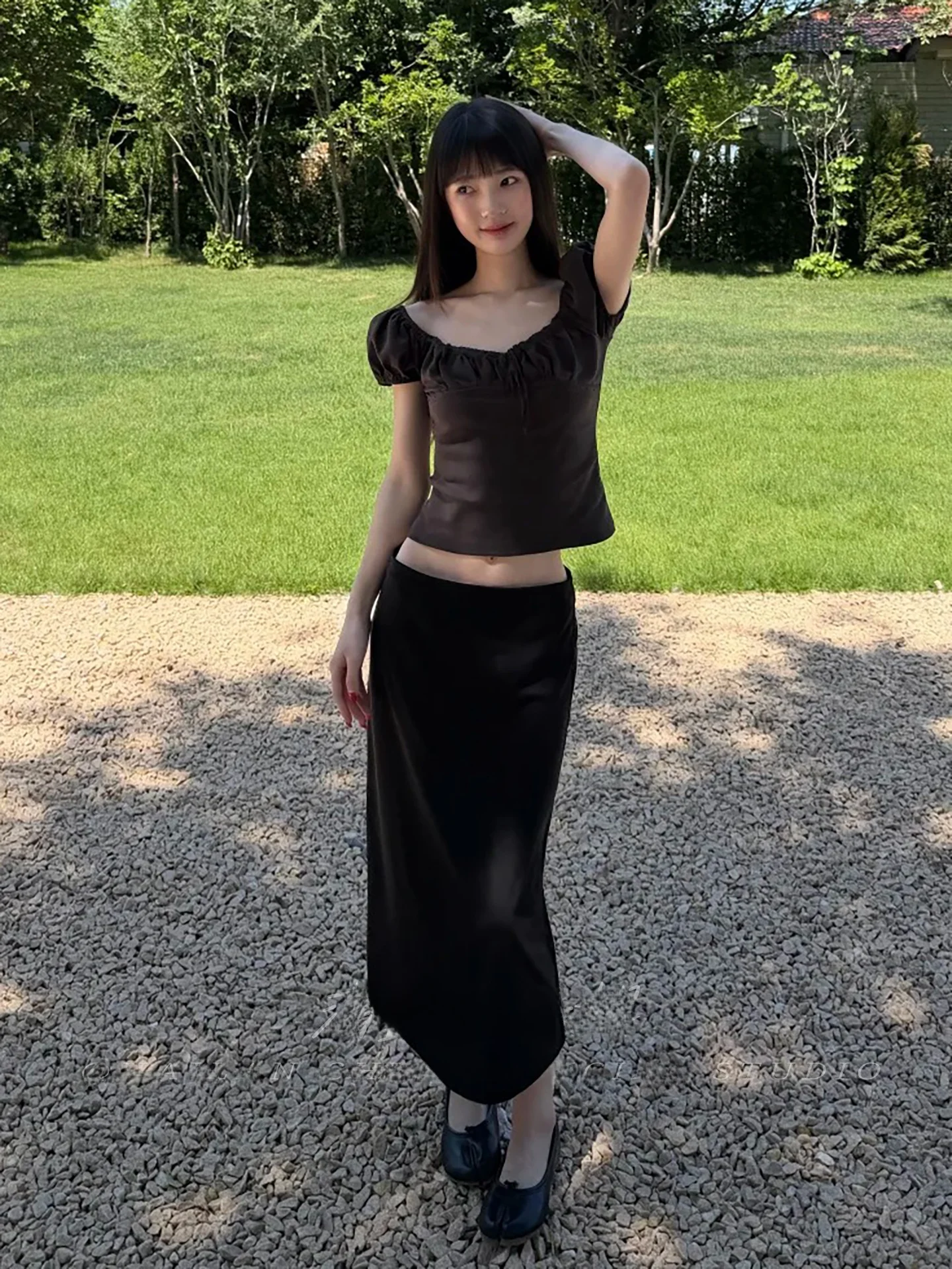 

Pure Desire Style Women's Short Fit Square Collar Bubble Sleeve T-shirt And High Waist Skirt Two-Piece Set Summer Fashion