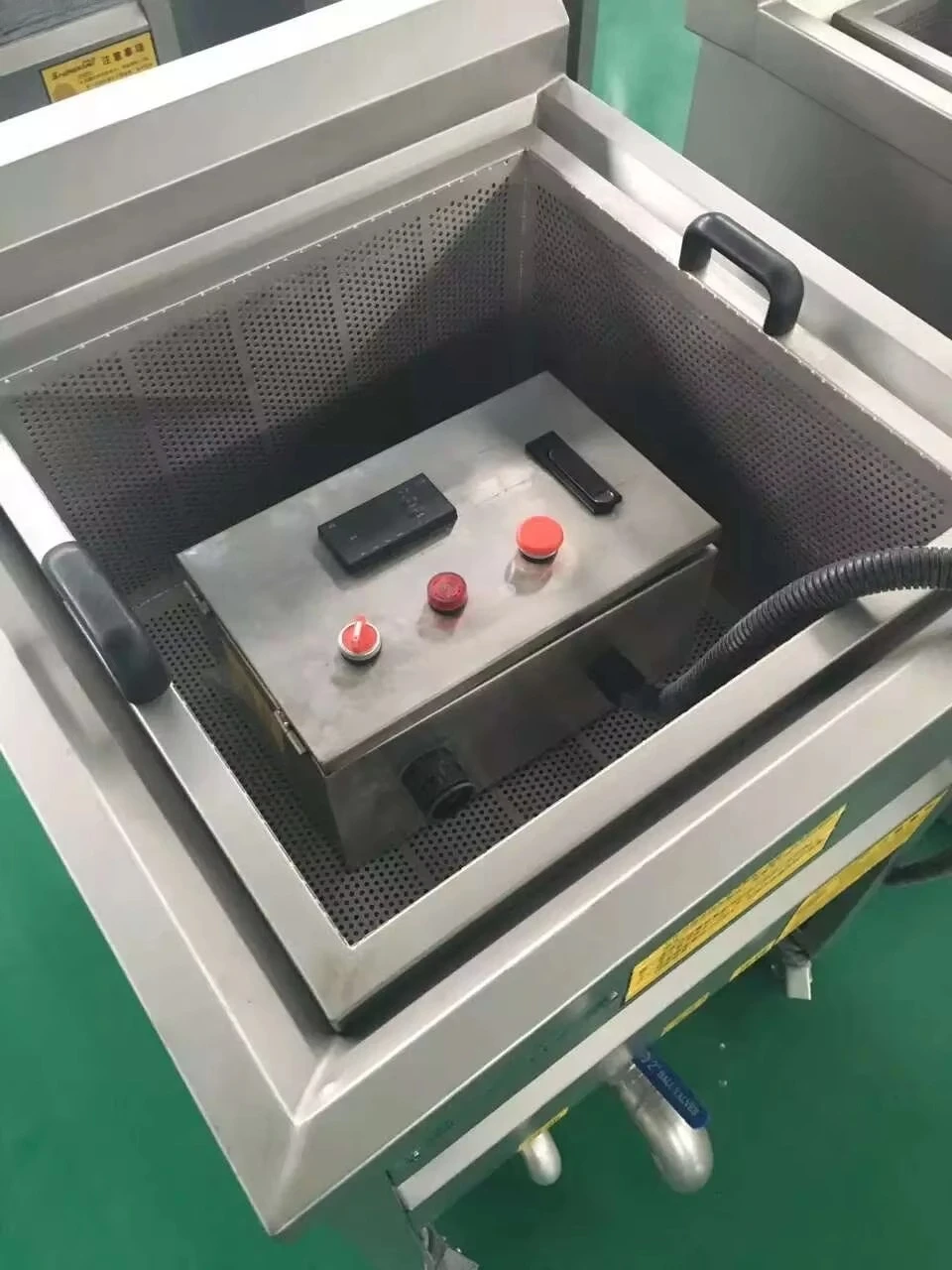 Fritadeira de frango em aço inoxidável Fritas de batata Fritas de frango Fritadeira comercial