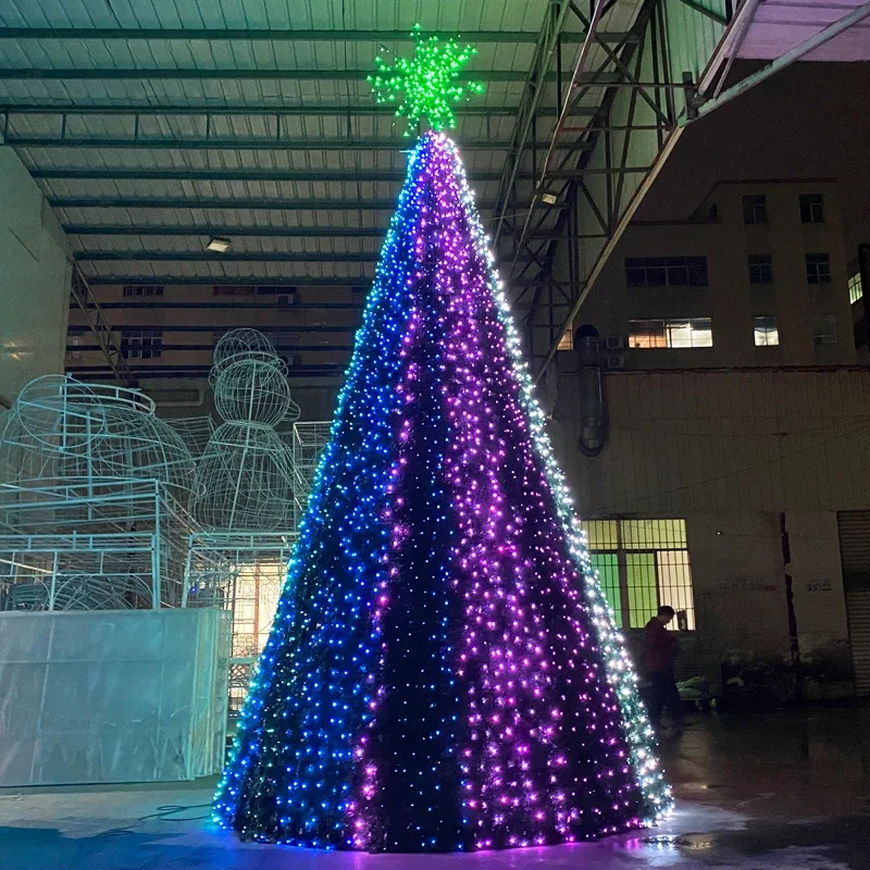 Large Outdoor Waterproof  Programmable Spruce Artificial Christmas Tree Synchronization for Christmas event Holidays