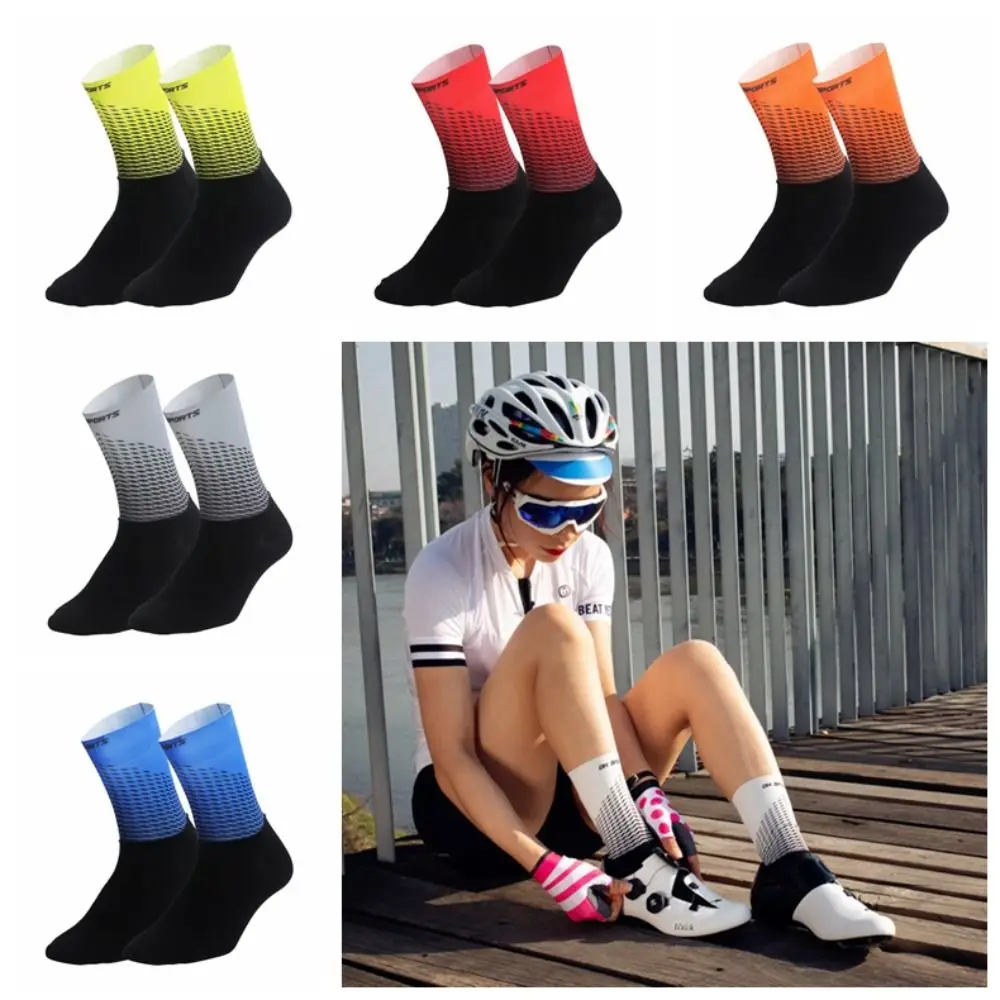 1 Pair Breathable Cycling Socks Sweat-absorbent Anti Slip Mid Tank Sports Socks Unisex Deodorant Sports Socks Basketball