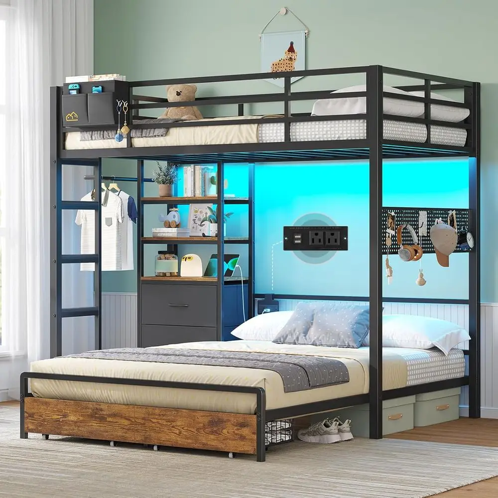 

Двухъярусная кровать стандартного размера с выдвижными ящиками для хранения, книжной полкой, светодиодной подсветкой, зарядной станцией, защитным барьером и лестницей