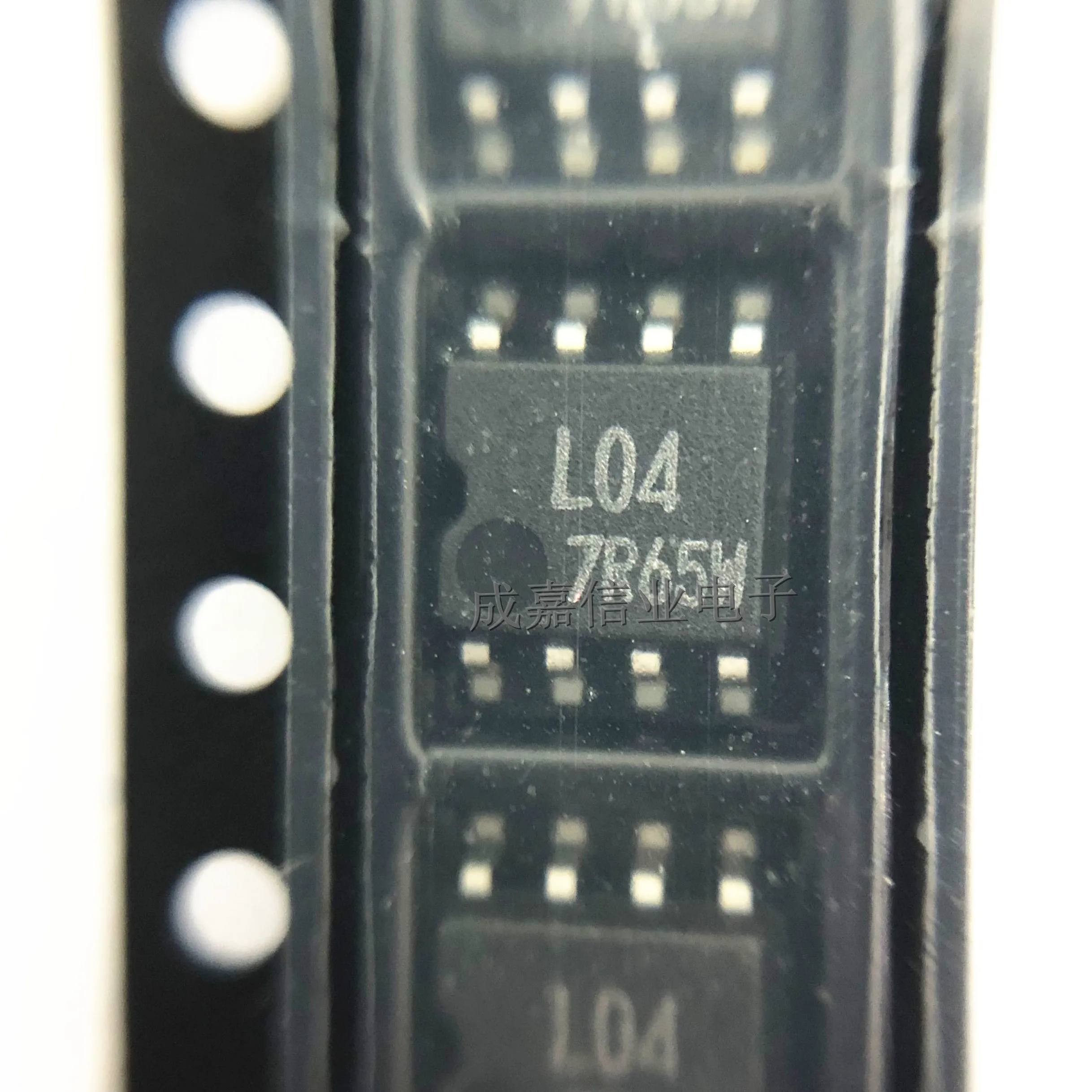 10 шт./партия, флюоресцентная маркировка, L04 EEPROM I2C шина (2-Wre), 4K 512x8, Рабочая температура:- 40 C-+ 85 C