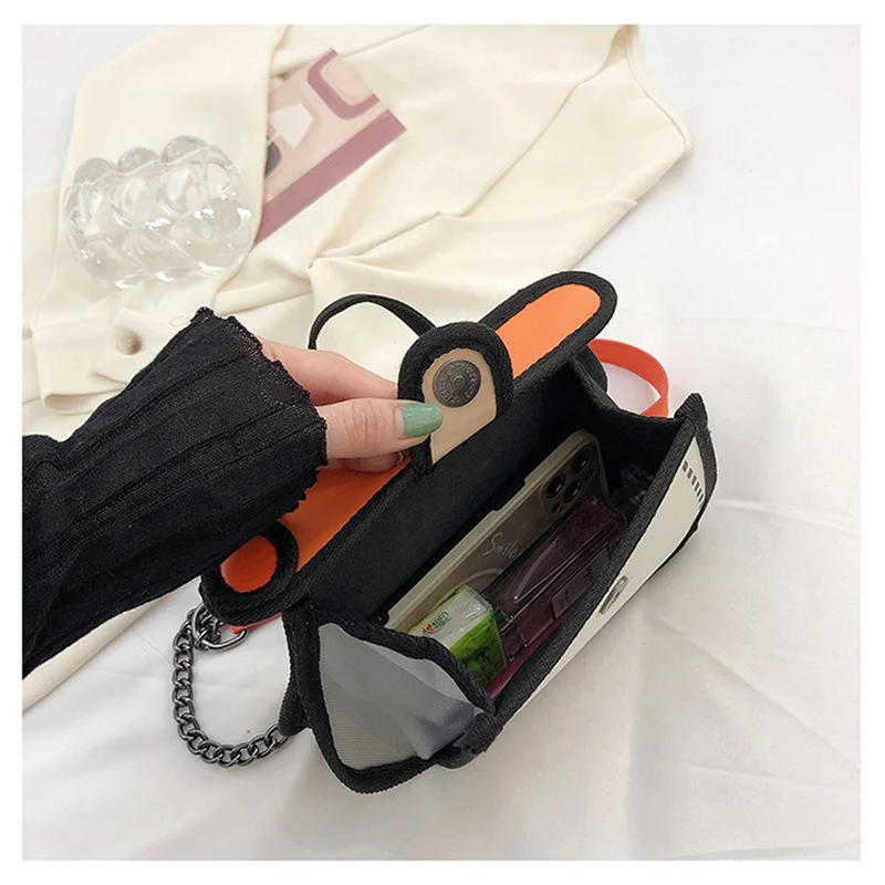 Anime torby dziewczyna serce urocza torba na ciasto 2025 nowa torba na ramię z łańcuszkiem lekka mała torba dla dziewczyny przebranie na karnawał