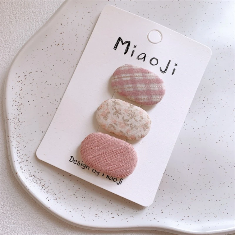 

Милые овальные заколки в клетку для девочек, с цветочным узором, для боковых прядей, мини-размер, не повреждают волосы, мягкие аксессуары для волос