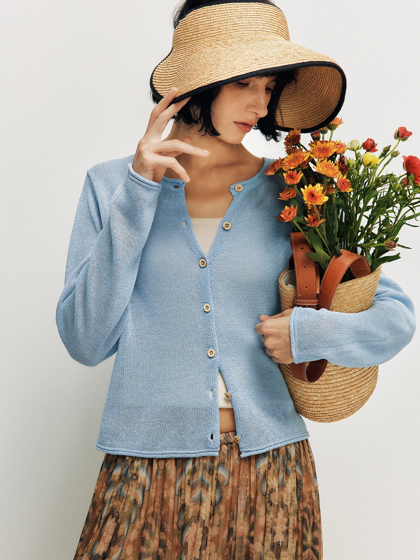 

Nice Holiday Traditional Handmade Paper Silk Hollow out Long Sleeve round Neck Knitted Sweater Women's Commute Style Top