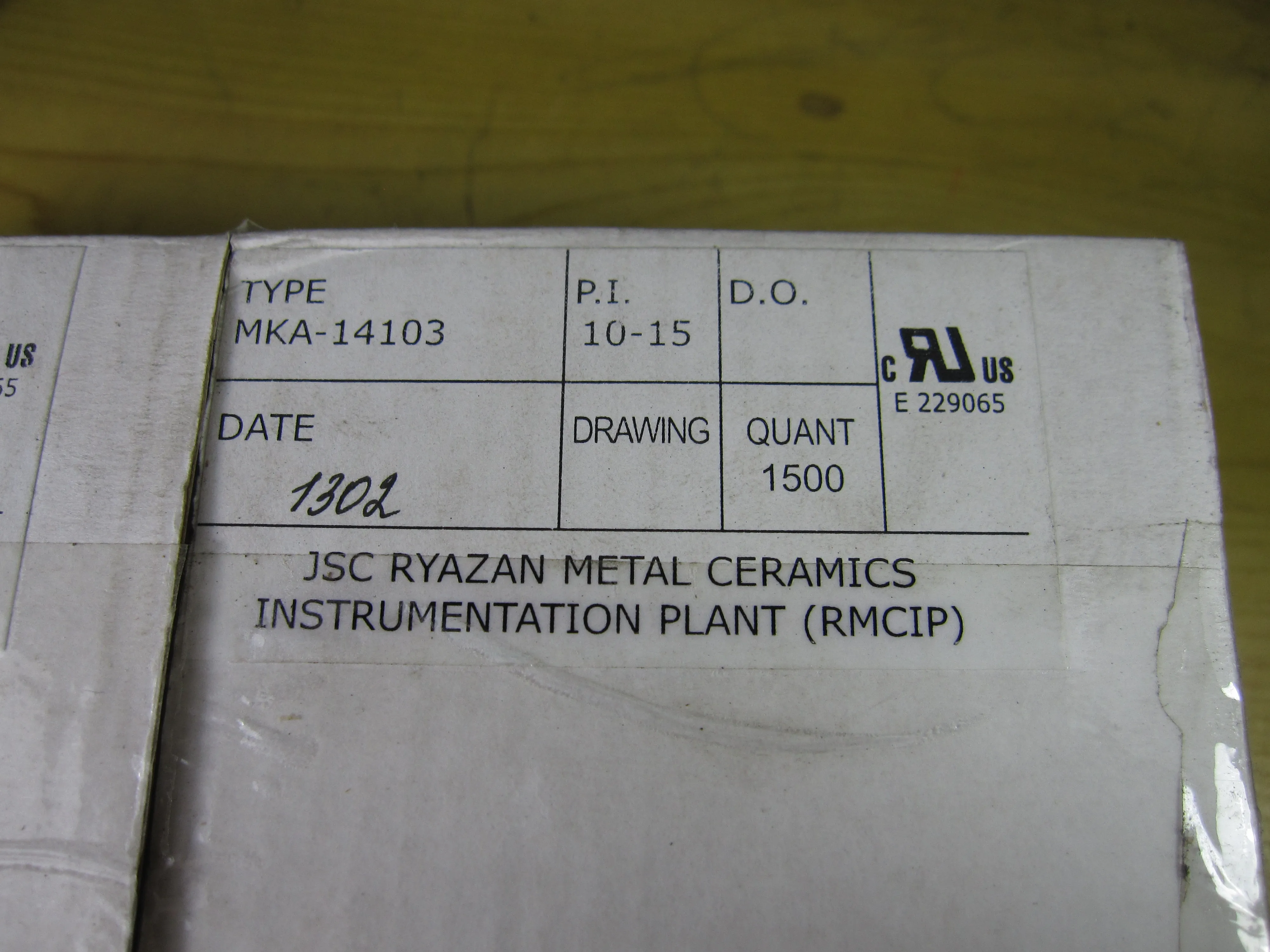 10pcs MKA14103 MKA-14103 Reed switch Original Available Ready Stock