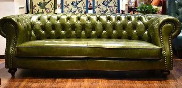 Retro distressed pull-up sofa