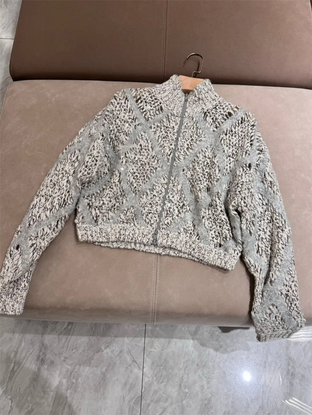 Autumn And Winter Rhombic Hollow Cardigan Sequins Stand Collar Zipper Wool Knitted  Short Sweater Coat Woman