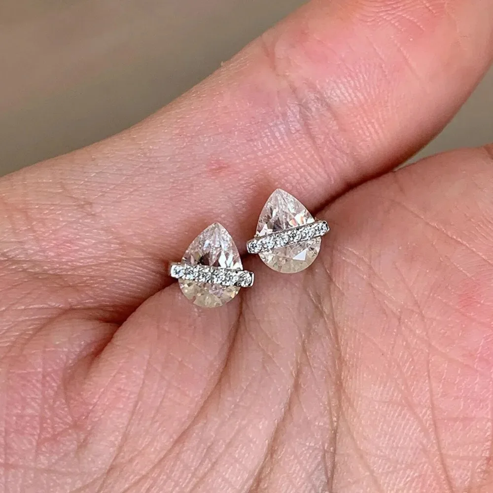Luxury Creative 925 Sterling Silver Super Flash Micro-inlay Zircon Teardrop-shaped Crystal Stud Earrings for Women Charm Jewelry
