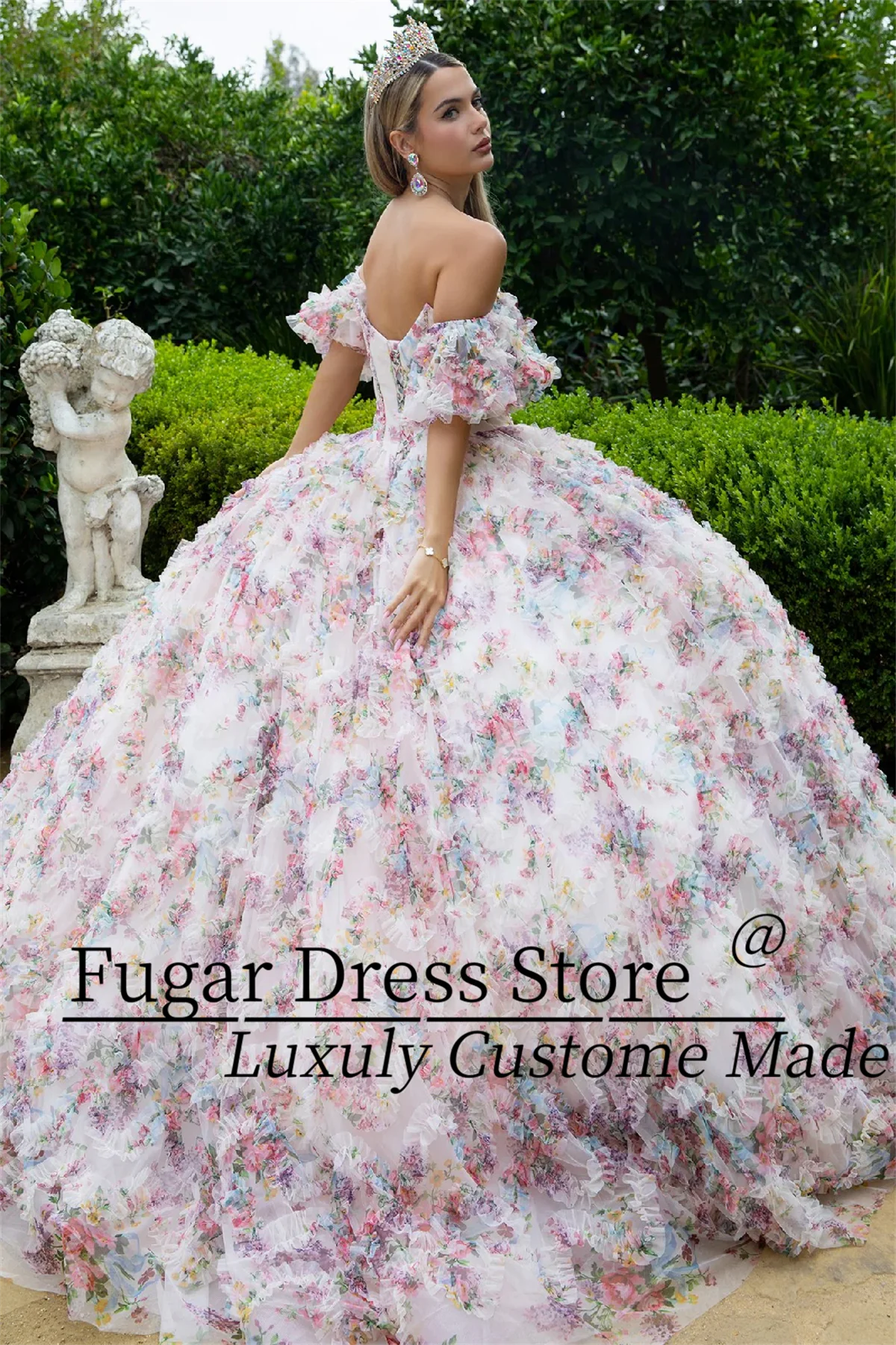 فساتين Quinceanera باللون الوردي الفاتح بطباعة زهور فستان طويل بدون أكتاف وتنورة مطوية على شكل حرف a فساتين دوارة للنساء