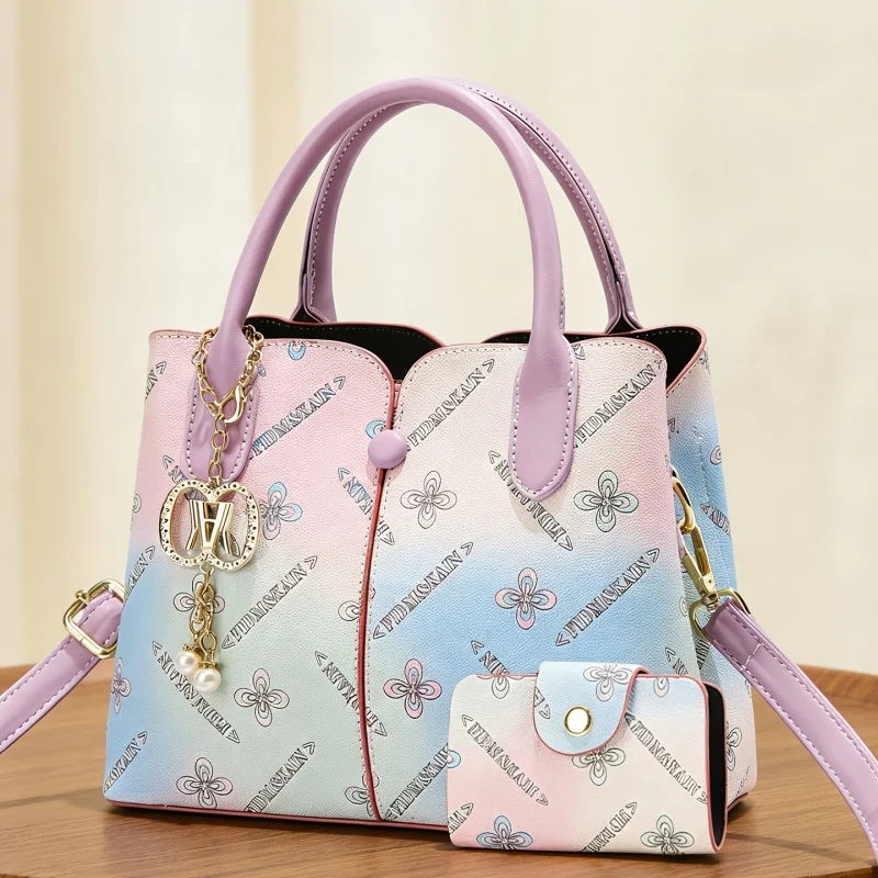 High-quality large-capacity gradient women's bagFashionable and versatile women's tote bagA shoulder or crossbody bag that can