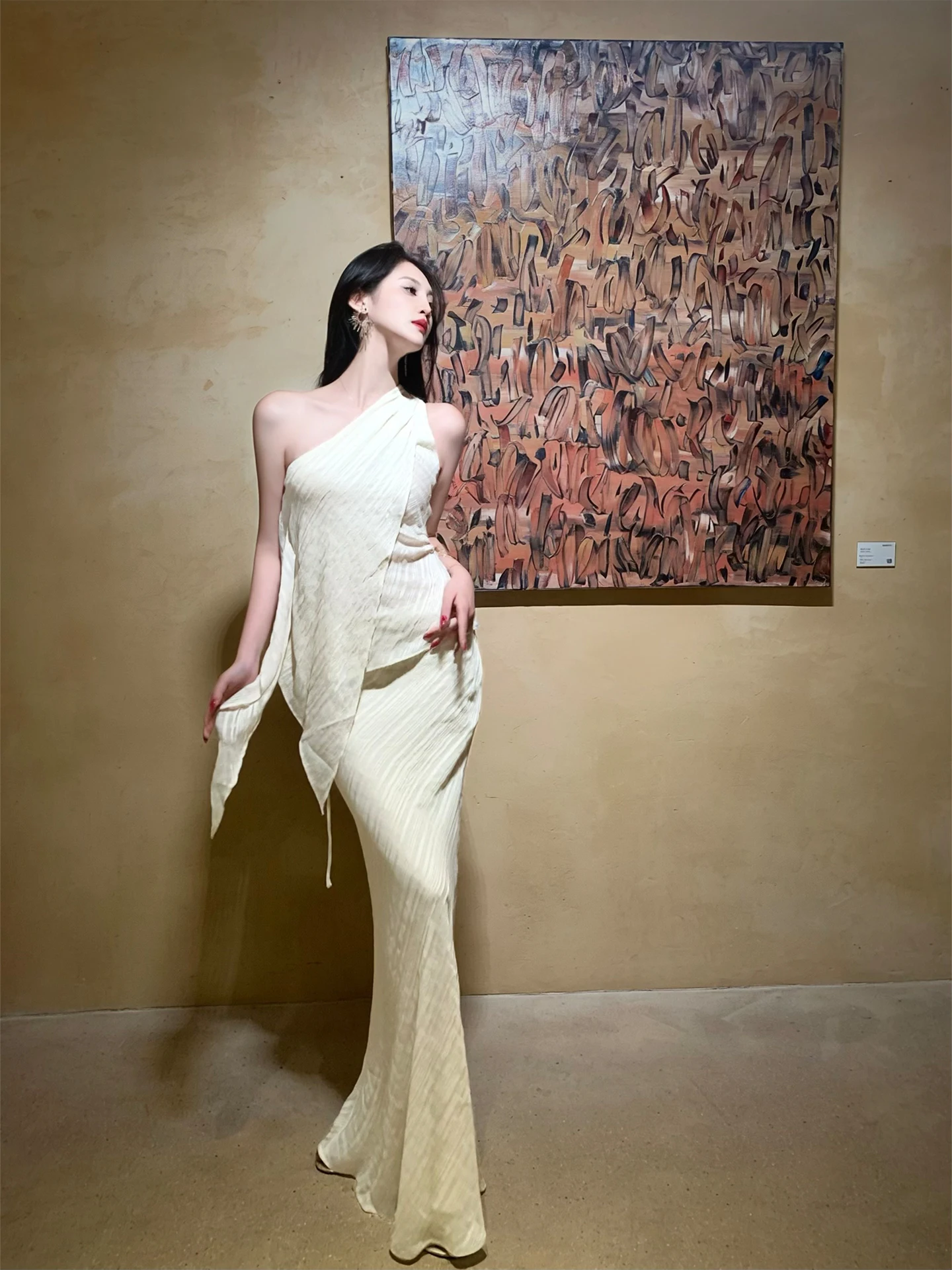 

Ele Gentle Women's Asymmetric Design oulder Bared Two-Piece Set Spring Summer Faion Asymmetrical Fi Tail Skirt