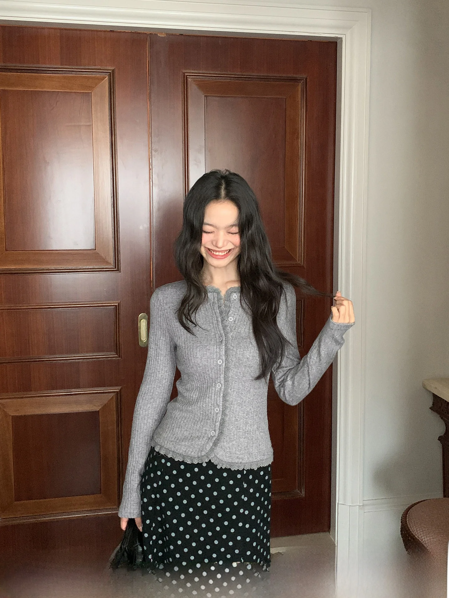 

Мягкий уютный вязаный кардиган для женщин, осенне-зимний, приталенный дизайн, укороченный, из смесового полиэстера