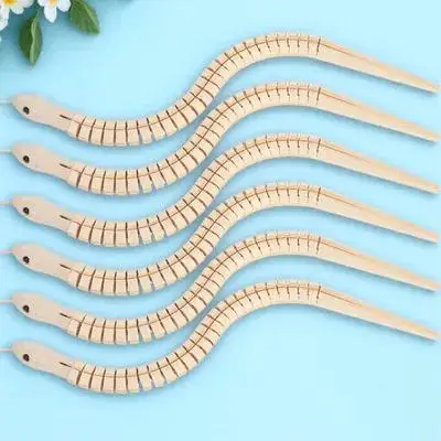 

6Pcs Simulation Wooden Snake Realistic Animal Props Game Interactive Prank Halloween Party Scary Prop Snake Toy