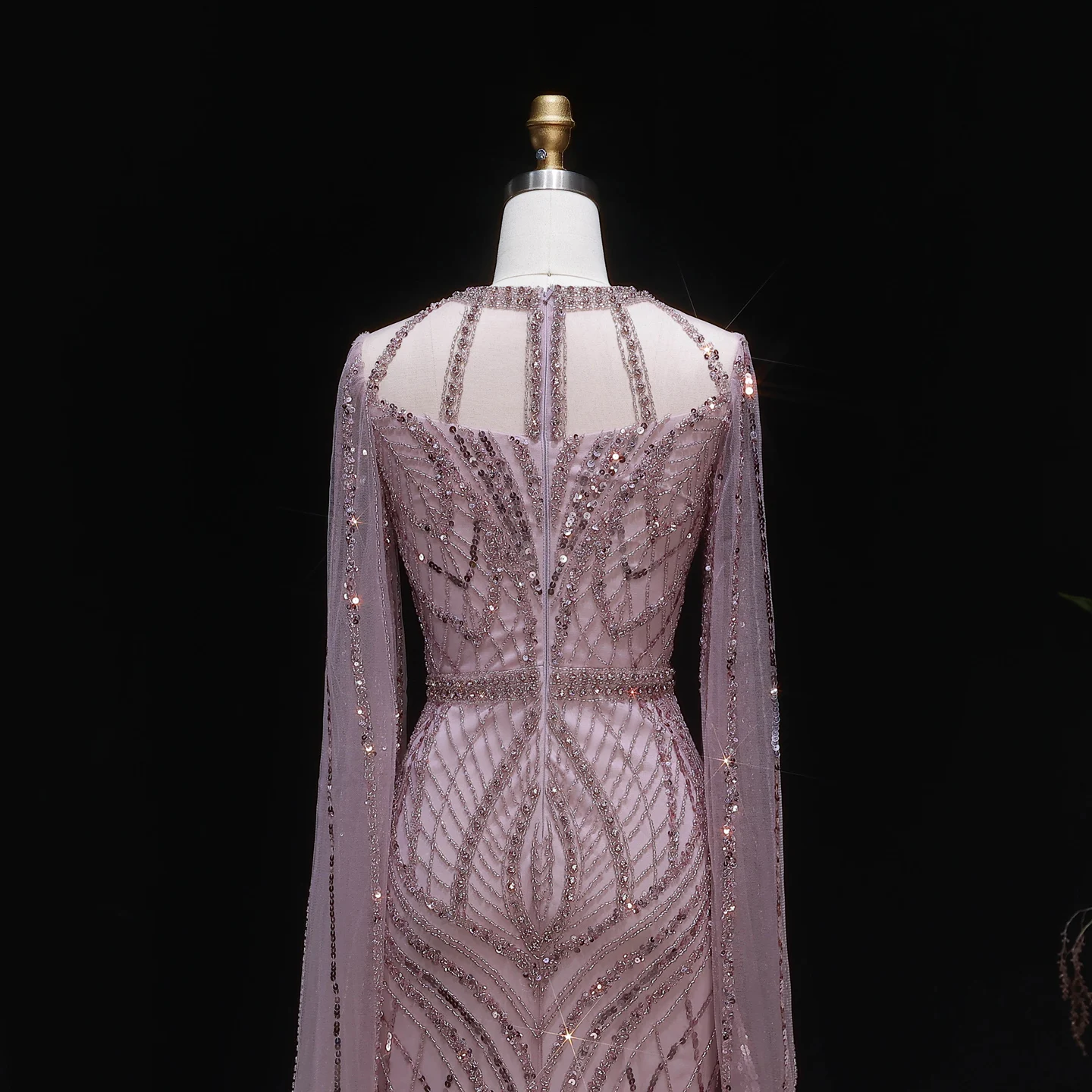 Sharon Said Luxuriöses Rosa O-Ausschnitt Etuikleid mit Cape-Ärmeln, Paillettenbesetztes Abendkleid für Damen SS126 Maßanfertigung – Detail 10