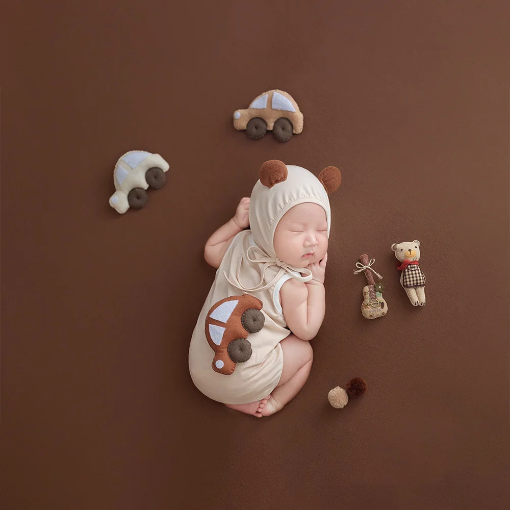 Cute Teddy Bear Theme Newborn Photography Props 0-1m Baby Photo Romper+bonnet Set Plush Car&bear Props for Studio Shoot Sessions