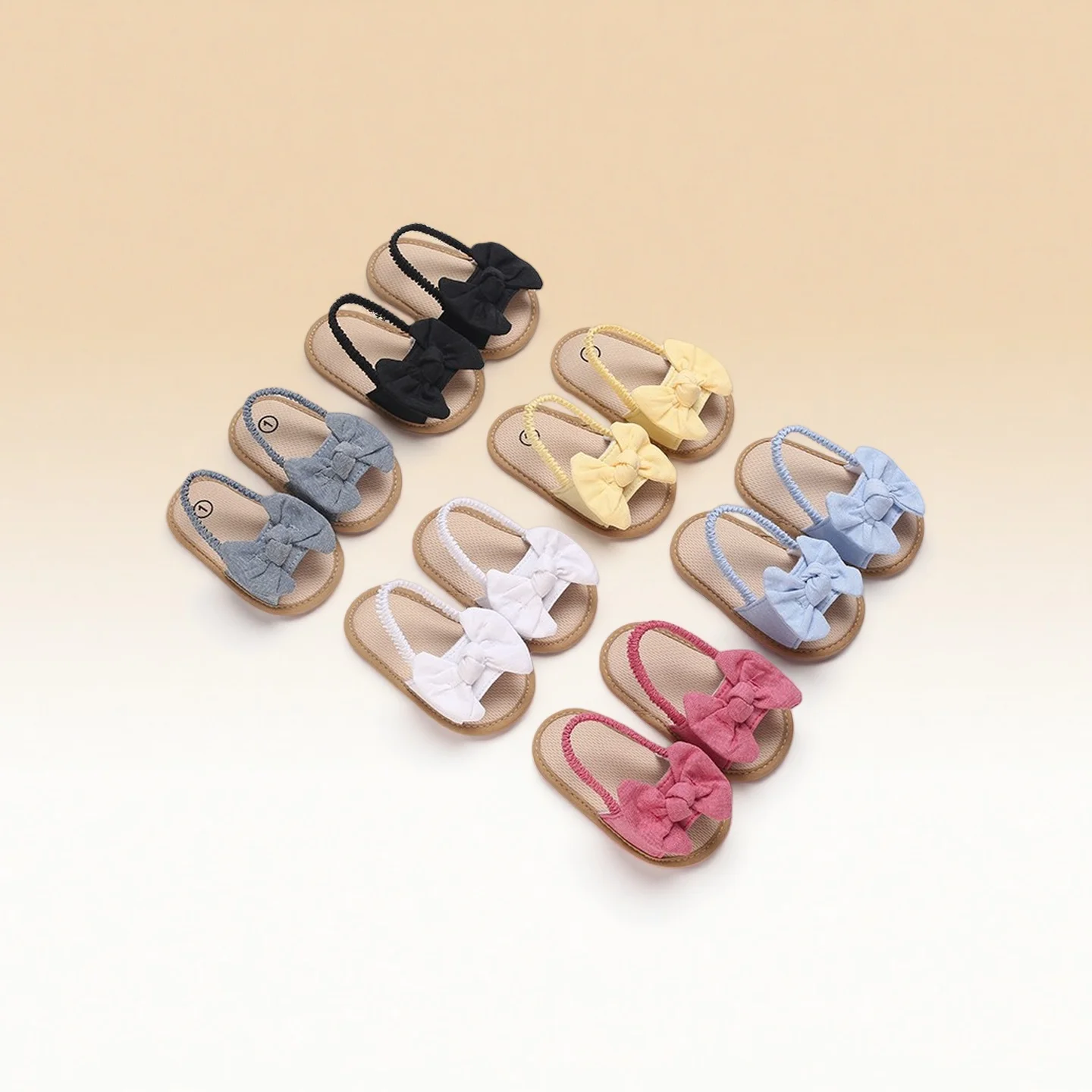 Scarpe da passeggio per bambini primaverili ed estivi, sandali traspiranti con suola morbida, scarpe da passeggio per bambini da 0 a 1 anno in stile floreale