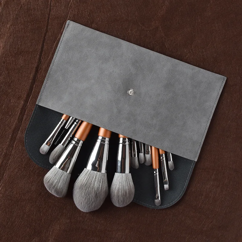 12Pcs Luxury Cosmetic Foundation Powder Blush Brush Eyeshadow Makeup Brushes Set Blending Beauty MakeUp Brush Tool With Bag