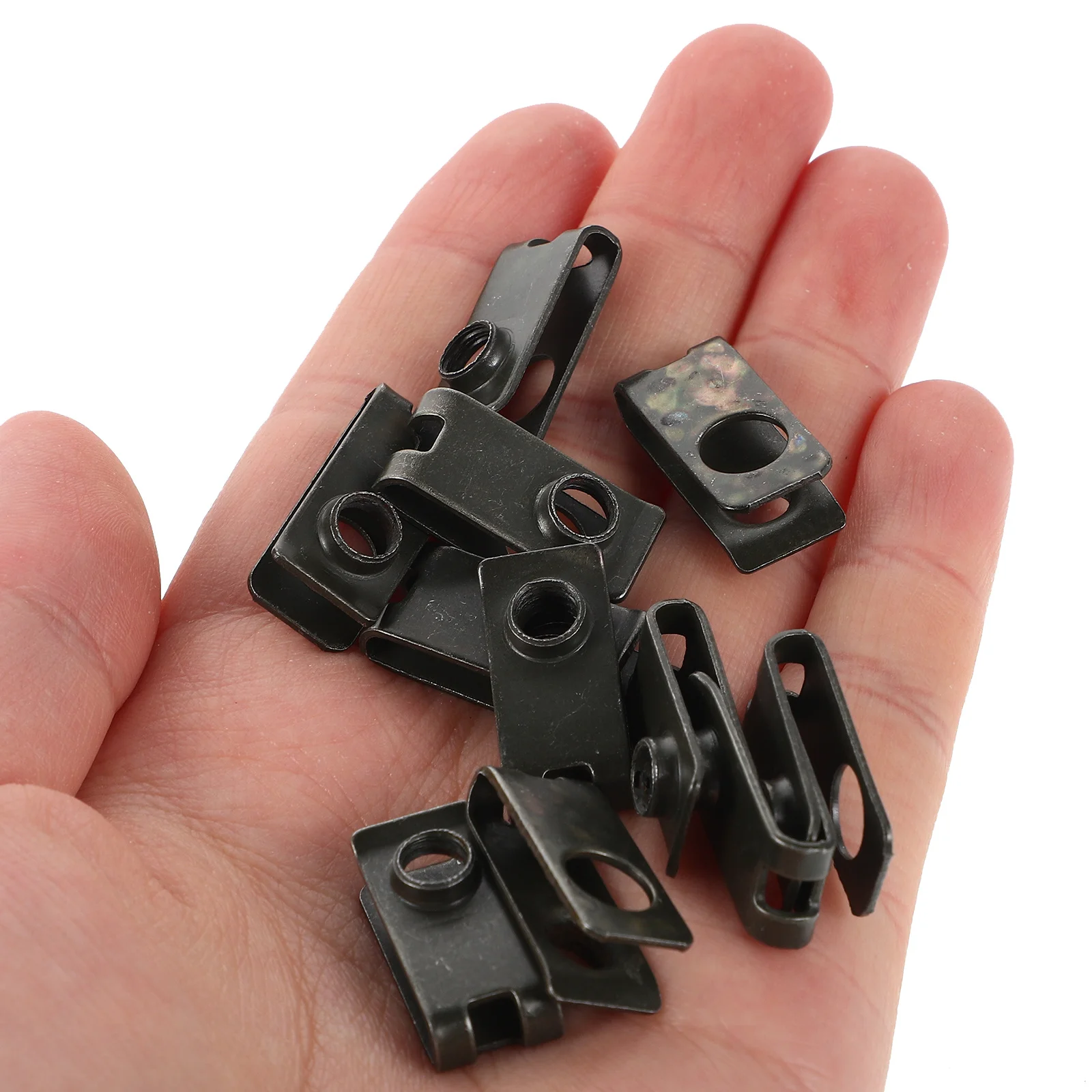 

50pcs License Plate Mounting Clips Metal U-Type Fastener For Car Anti-Theft Fixings Self-Tapping Screws Automotive