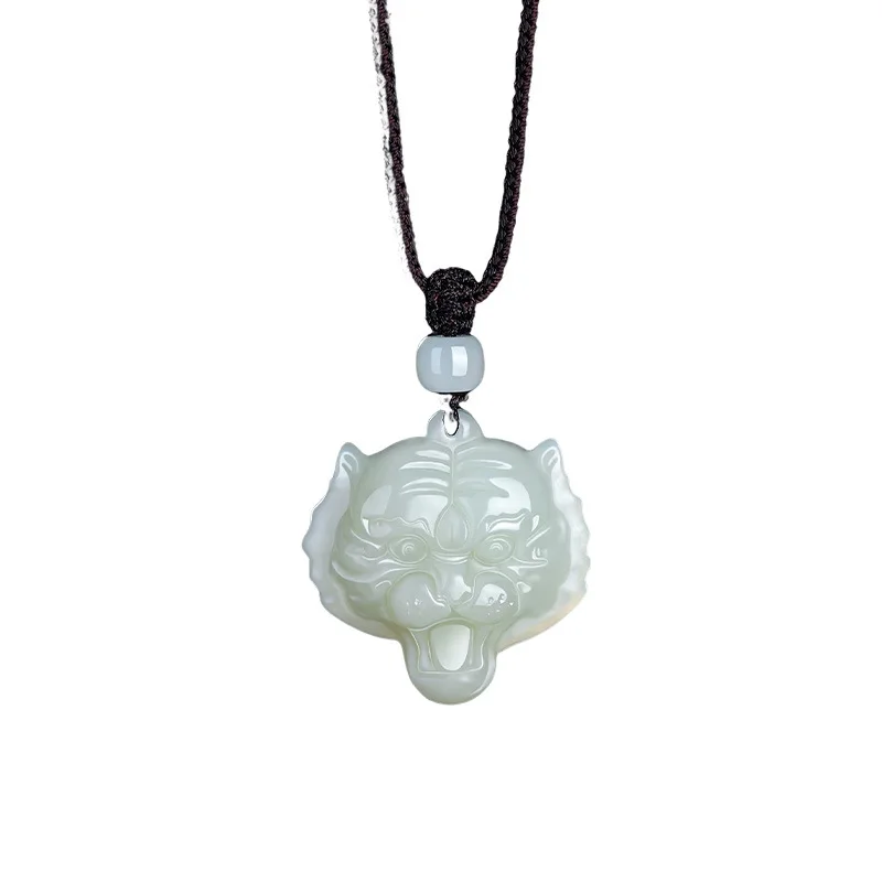 Natural Hetian Jade Old Pit Material Tiger Head Pendant Tiger Year Zodiac Necklace Pendant for Men and Women Gifts