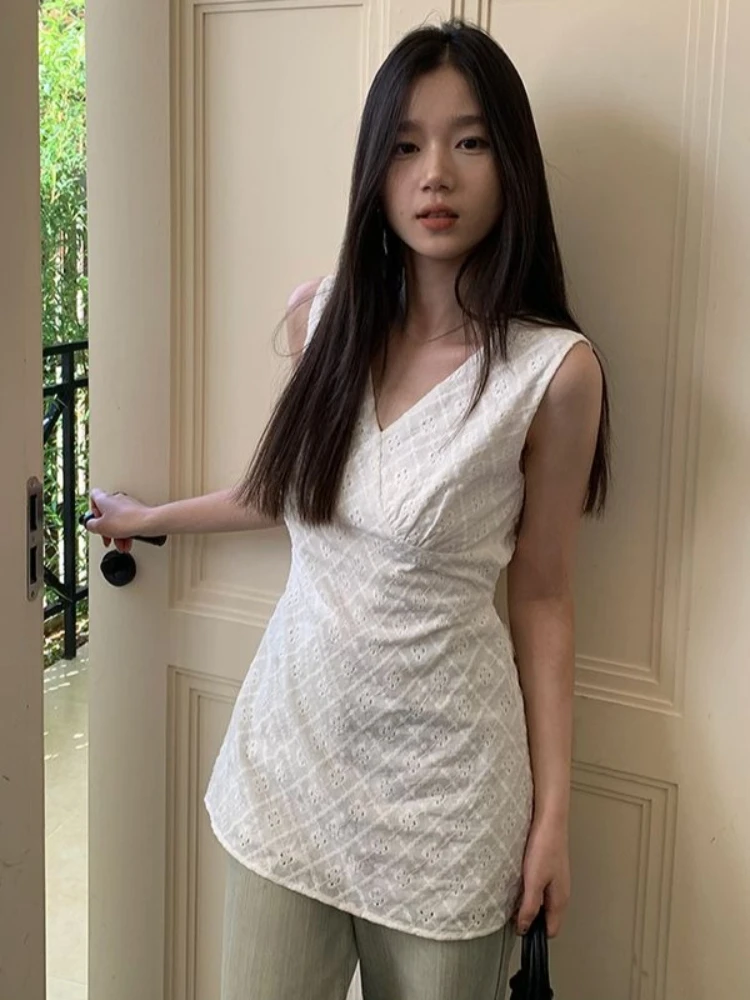 Y2k Aesthetic Women Flower Embroidery Blouse Vintage Sleeveless Grunge A-line Shirt Harajuku Bandage Summer Hollow Out Blouses