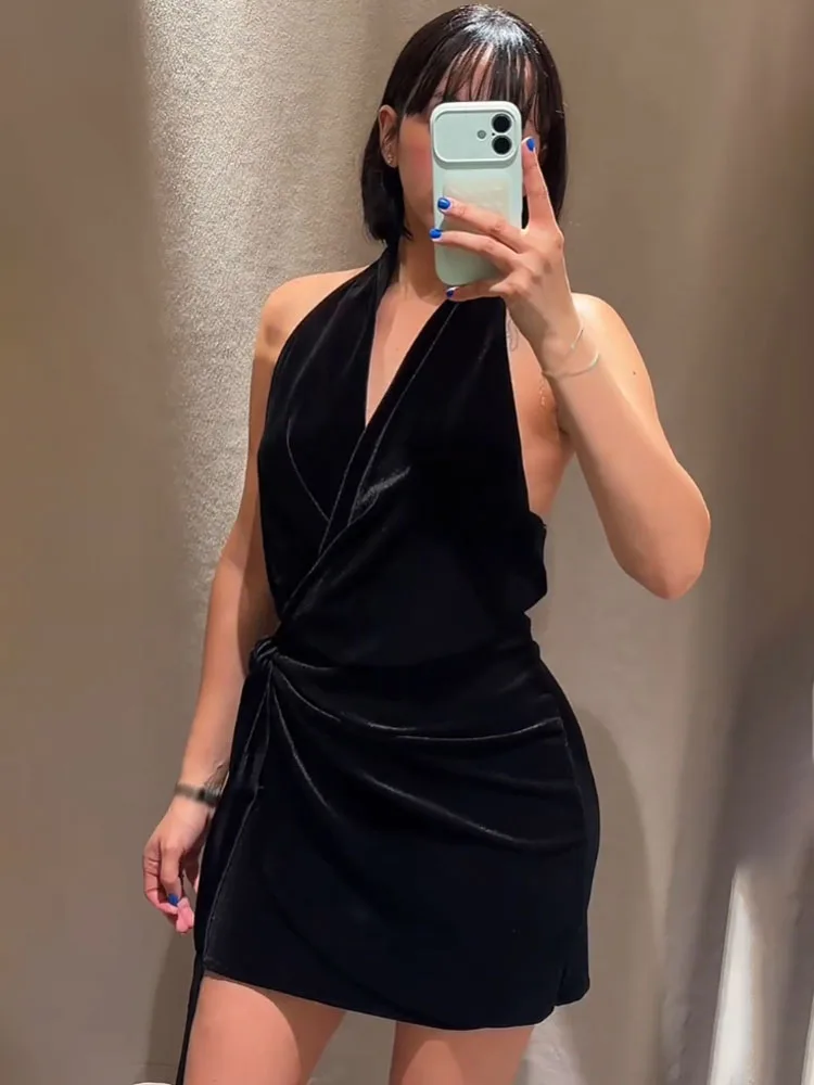 HH mujeres moda sin mangas cuello Halter espalda descubierta borla decoración terciopelo Vestido corto femenino Slim Fit Sexy elegante minifalda