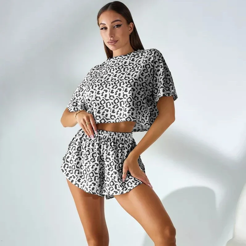 Summer Sexy Loose Short Sleeve crop Tops and Shorts 2 Pieces sets Sleepwear Leopard Printing Thin Pajamas Set for Women Homewear